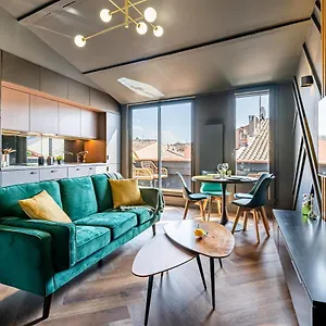 Loft En - Duplex Terrasse Coeur Historique Avec Vue Degagee & Parking Souterrain Offert Apartment