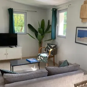 Un Jardin Dans La Apartment